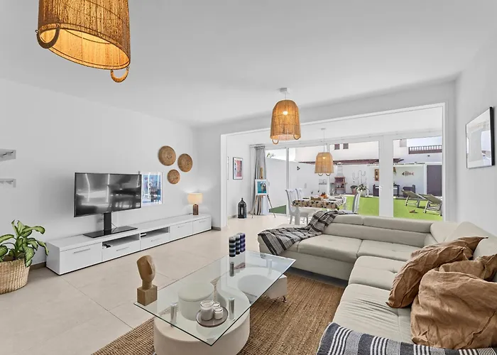 Gara * 普拉亚布兰卡